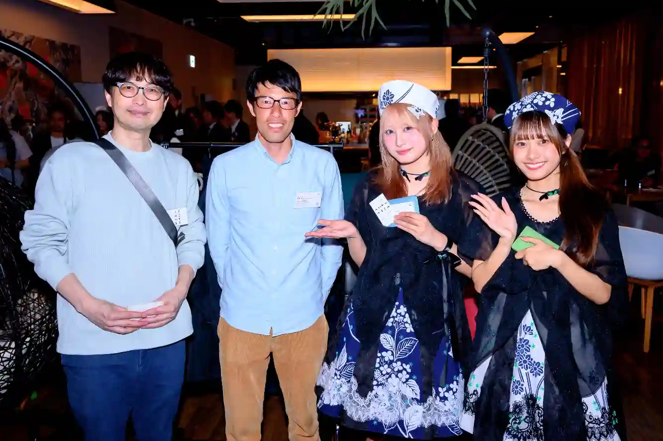 FB2_1208